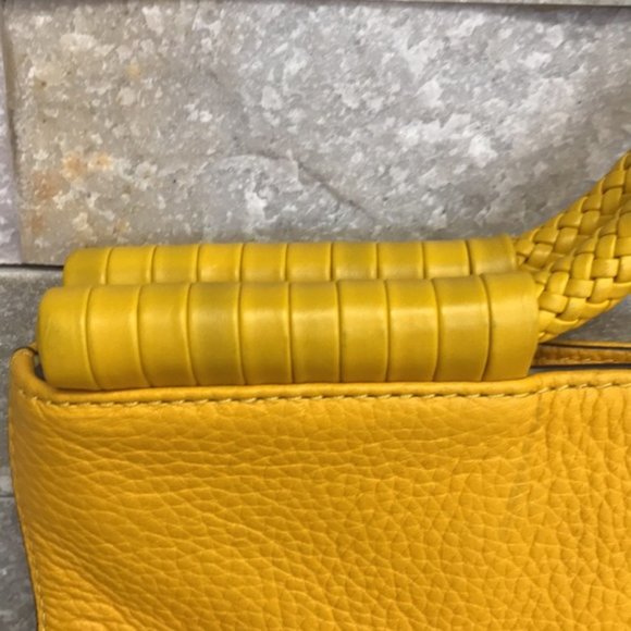 Tory Burch Taylor Convert. Fold-Over Crossbody - Picture 14 of 15